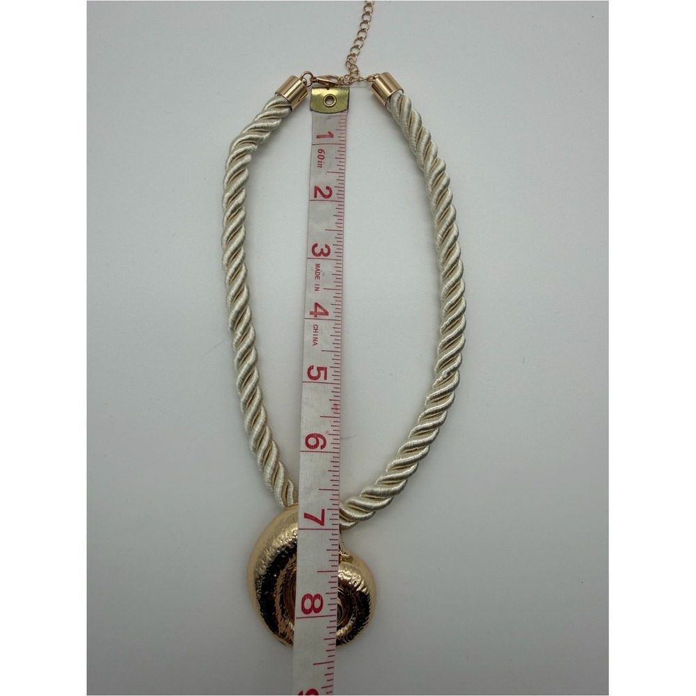 Piper K Gold Shell Rope Statement Necklace - Picture 4 of 5